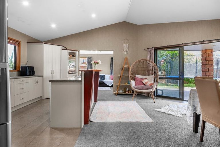 Photo of property in 24 Nielsen Gardens, Rototuna, Hamilton, 3210