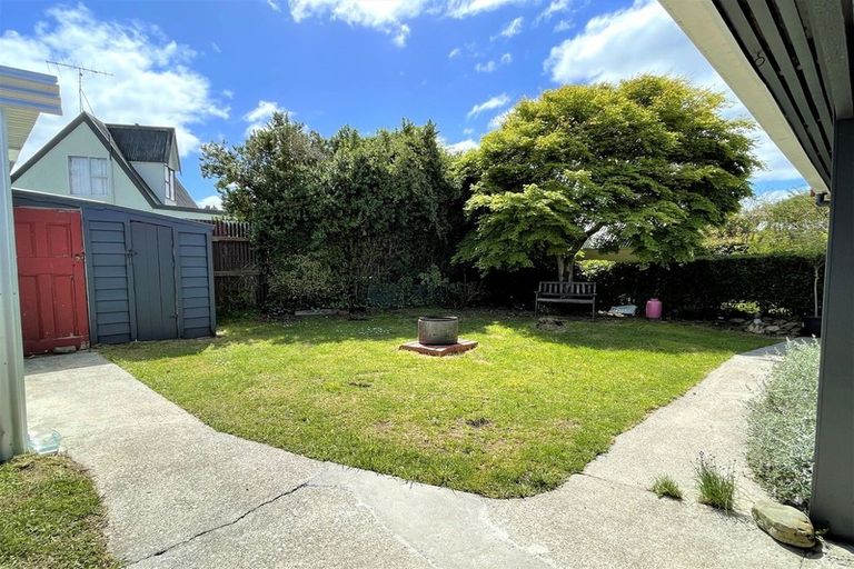 Photo of property in 11 Noble Street, Owaka, 9585