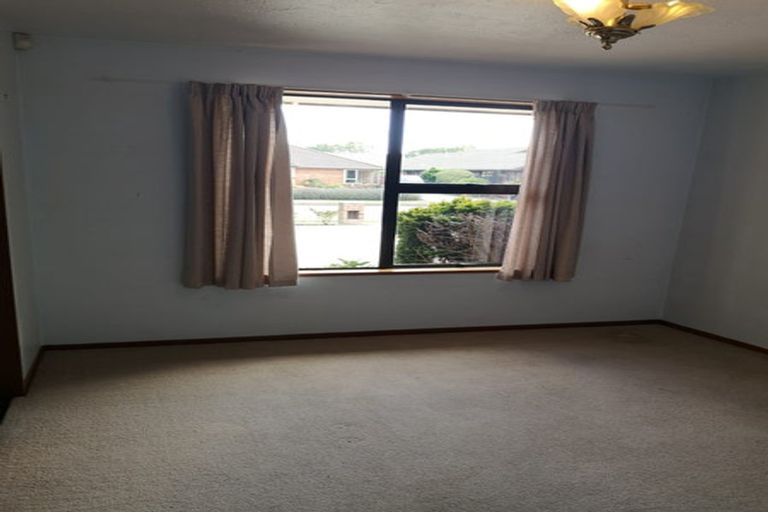 Photo of property in 59 Apsley Drive, Avonhead, Christchurch, 8042