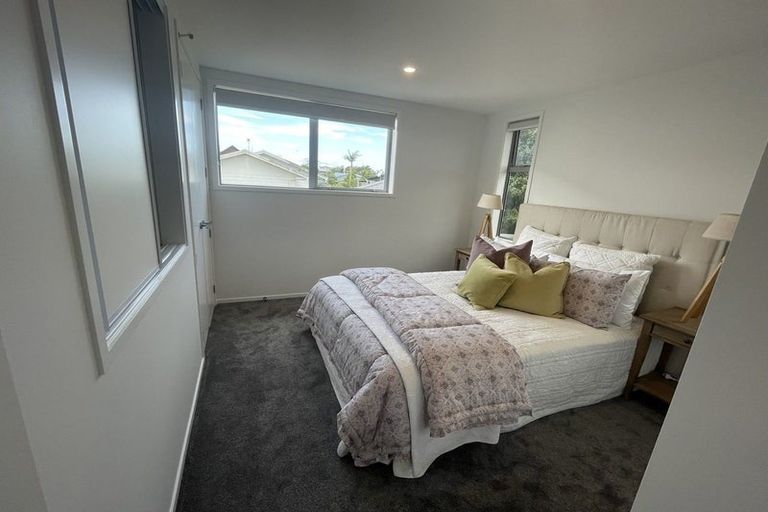 Photo of property in 7/24 Yeovil Road, Te Atatu Peninsula, Auckland, 0610