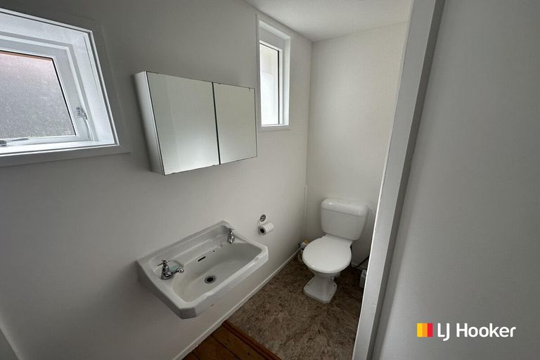 Photo of property in 1 Macnee Street, Mornington, Dunedin, 9011