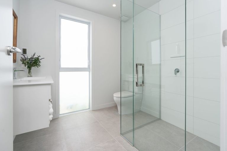 Photo of property in 58 Ames Street, Paekakariki, 5034