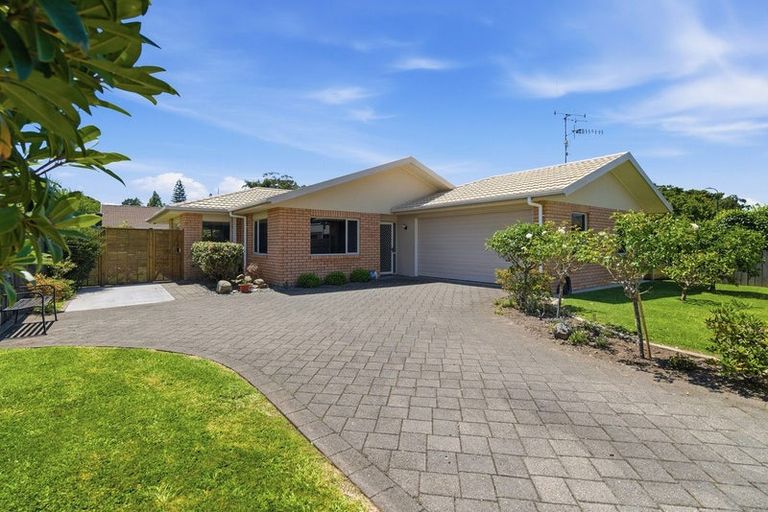 Photo of property in 15 Pembroke Drive, Bethlehem, Tauranga, 3110