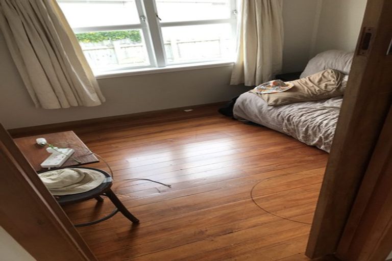 Photo of property in 4 Tui Road, Raumati Beach, Paraparaumu, 5032