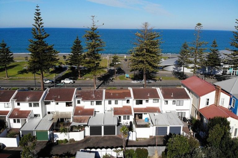 Photo of property in 461 Marine Parade, Napier South, Napier, 4110
