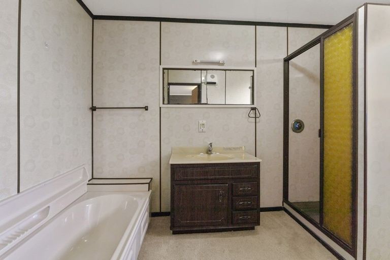 Photo of property in 22 Brandon Street, Otaki, 5512