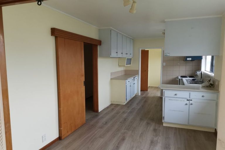 Photo of property in 43 Walworth Avenue, Pakuranga Heights, Auckland, 2010