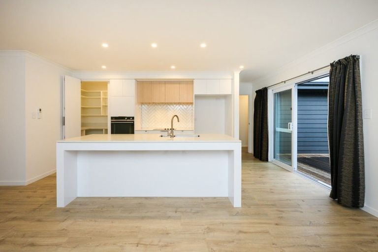 Photo of property in 29 Freedom Drive, Kelvin Grove, Palmerston North, 4414