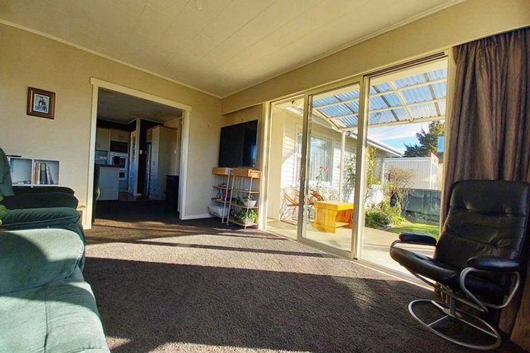 Photo of property in 3 Carlyle Street, Tuatapere, 9620