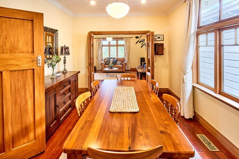 Photo of property in 21 Standen Street, Karori, Wellington, 6012