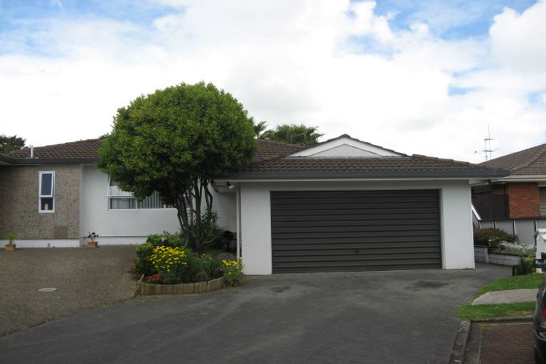 Photo of property in 4 Tytus Place, Conifer Grove, Takanini, 2112