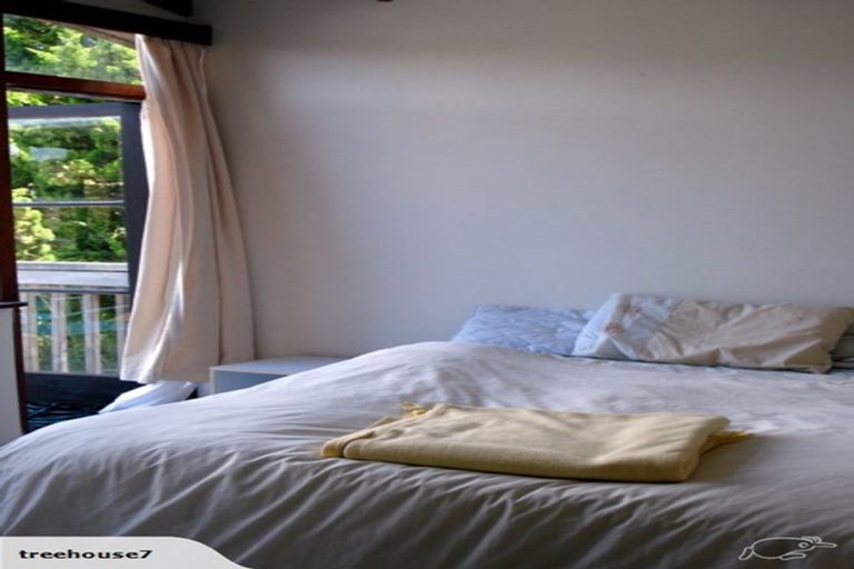 Photo of property in 1/244 Onewa Road, Birkenhead, Auckland, 0626