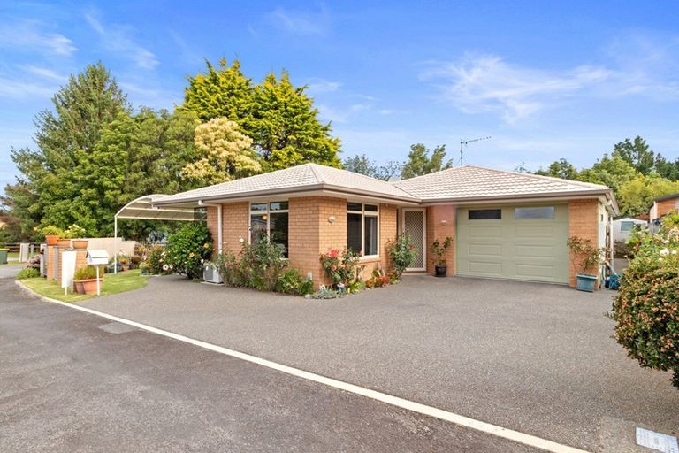 Photo of property in 16 Macmillan Street, Katikati, 3129