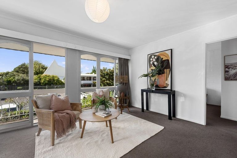 Photo of property in 6/1 Glen Road, Browns Bay, Auckland, 0630