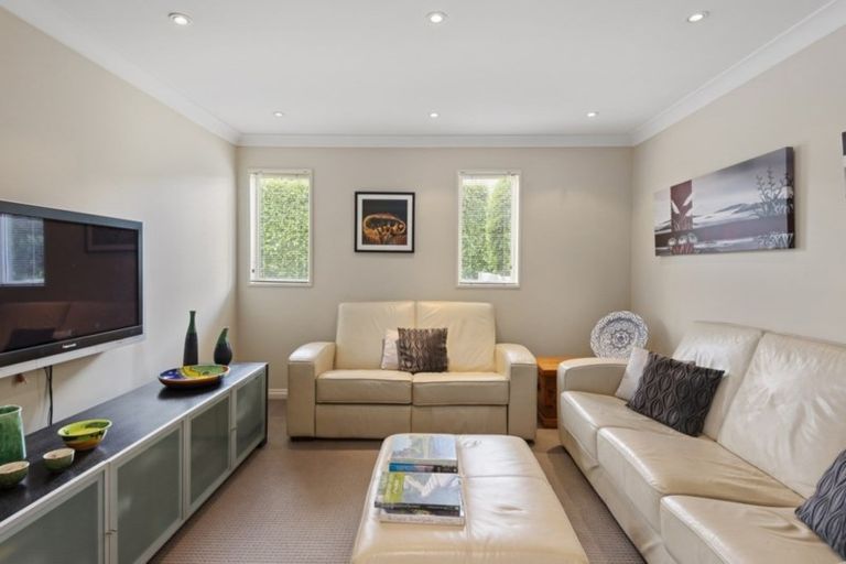 Photo of property in 7 Gleneagles Terrace, Ilam, Christchurch, 8053