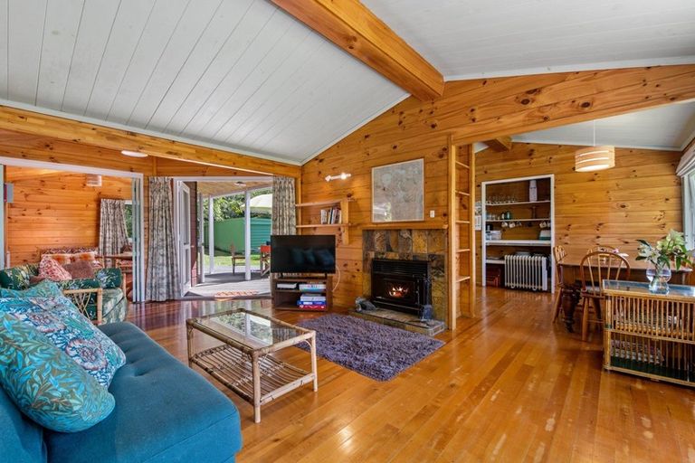 Photo of property in 115 Spencer Road, Lake Tarawera, Rotorua, 3076