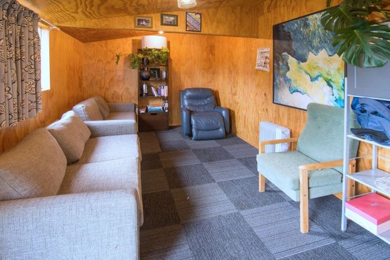 Photo of property in 27 Masters Crescent, Masterton, 5810