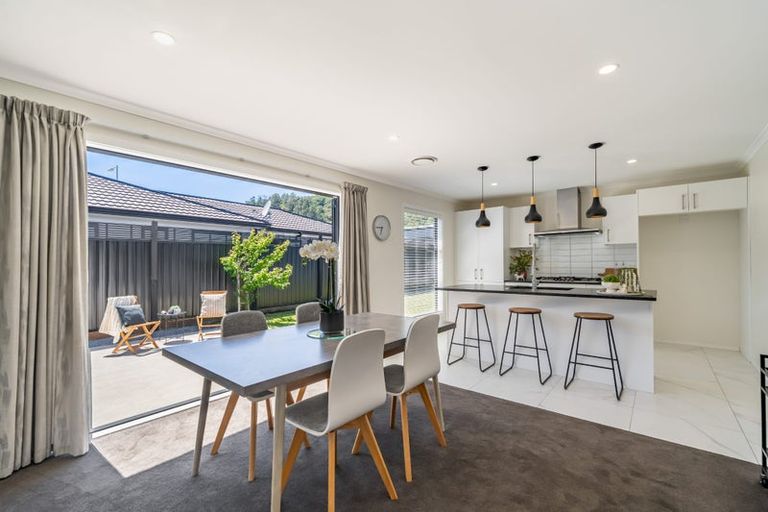 Photo of property in 17 Buddle Road, Wallaceville, Upper Hutt, 5018