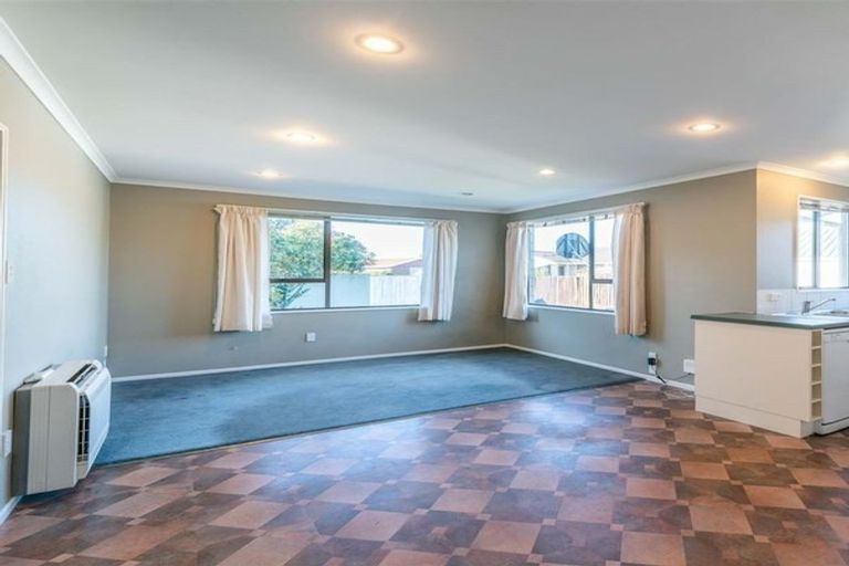 Photo of property in 76 Cheyenne Street, Sockburn, Christchurch, 8042