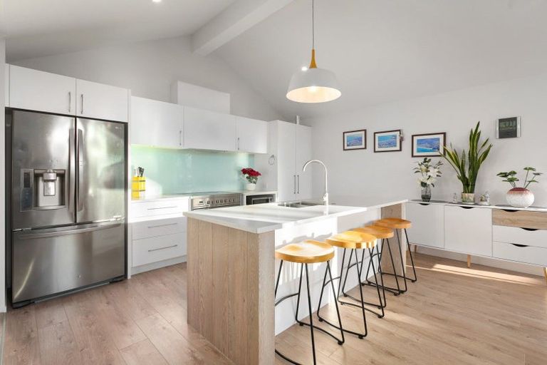 Photo of property in 17 Riverside Place, Katikati, 3129