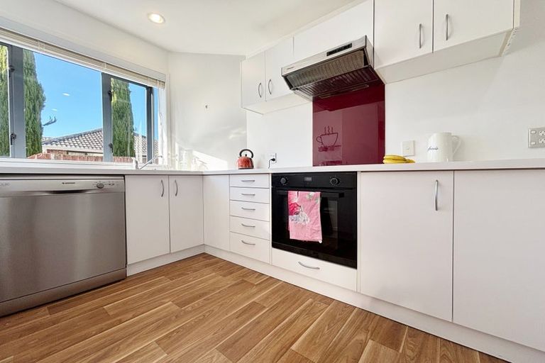 Photo of property in 1a Kipax Place, Riccarton, Christchurch, 8011