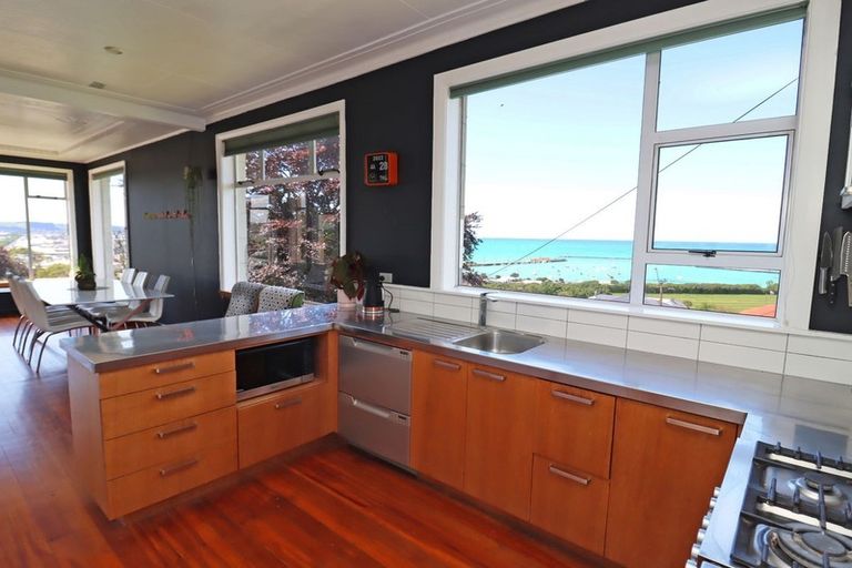 Photo of property in 72 Tees Street, South Hill, Oamaru, 9400