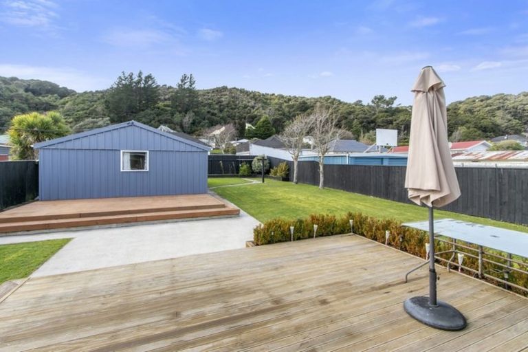 Photo of property in 44 Bull Avenue, Wainuiomata, Lower Hutt, 5014