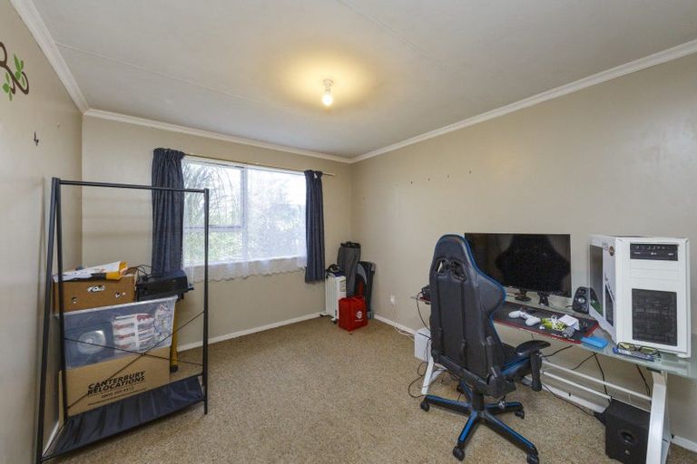 Photo of property in 20 Newton Place, Westbrook, Palmerston North, 4412