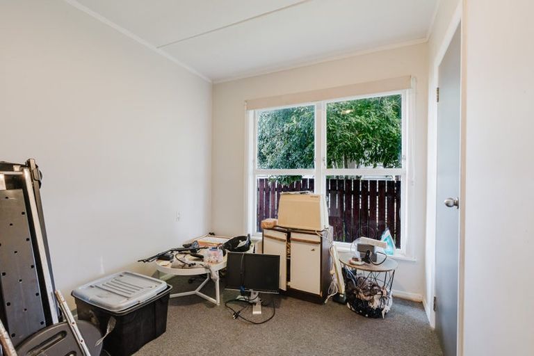 Photo of property in 9 Breckons Avenue, Nawton, Hamilton, 3200