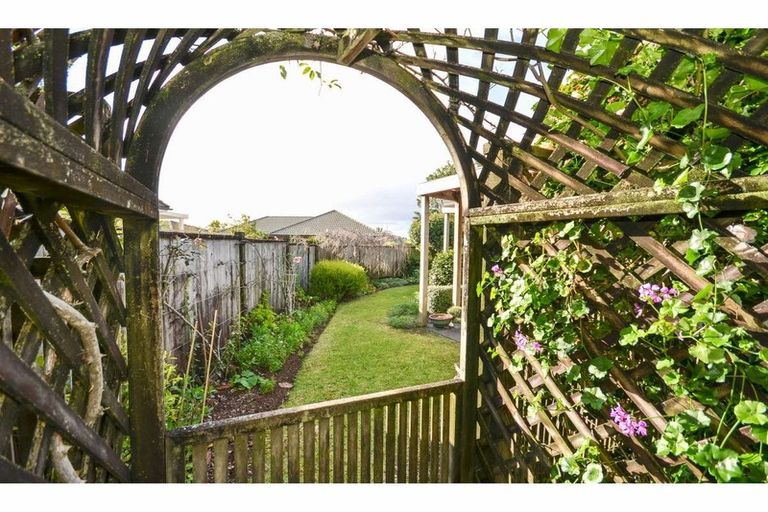 Photo of property in 47 Cannon Drive, Kerikeri, 0230