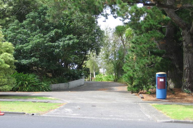 Photo of property in 825 Beach Road, Browns Bay, Auckland, 0630