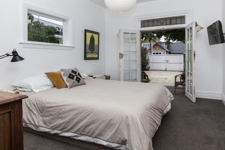 Photo of property in 56 Winton Street, St Albans, Christchurch, 8014