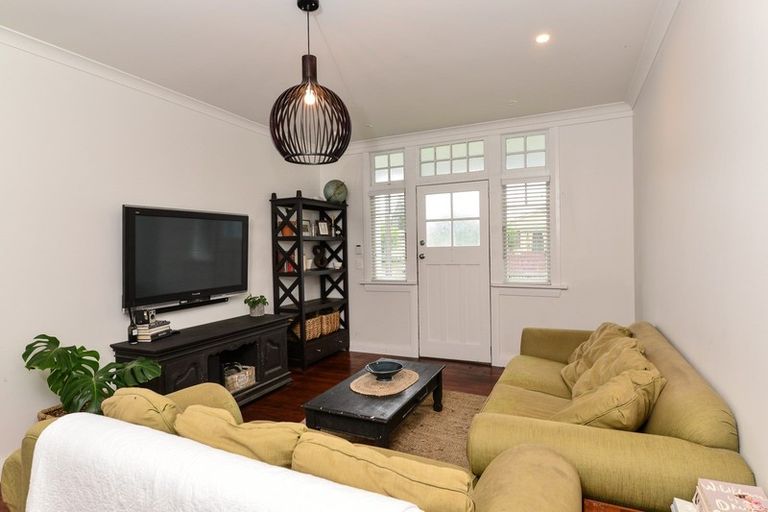 Photo of property in 8 Kea Street, Frankton, Hamilton, 3204