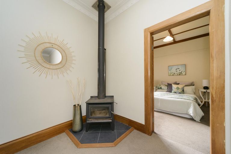 Photo of property in 4 Summerhays Street, Terrace End, Palmerston North, 4410