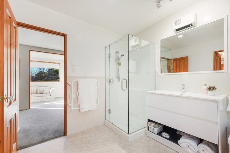 Photo of property in 5 Milton Terrace, Picton, 7220