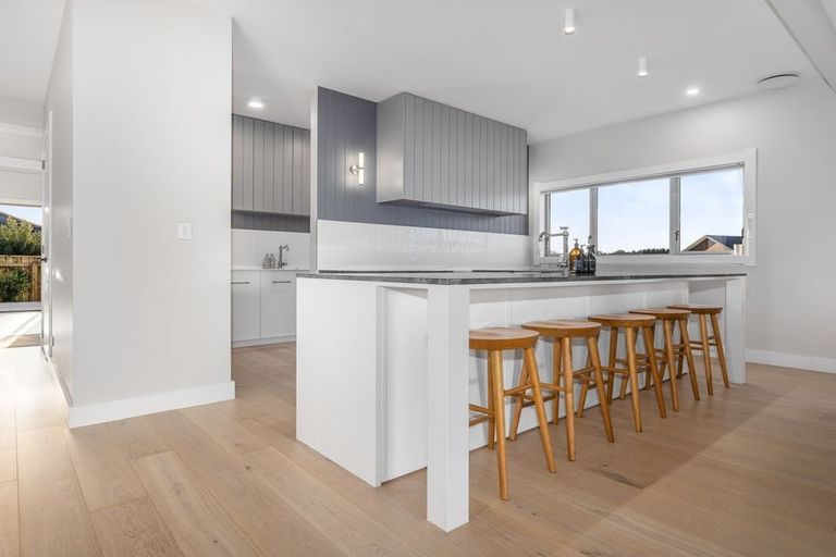 Photo of property in 37 Fairfield Road, Levin, 5510