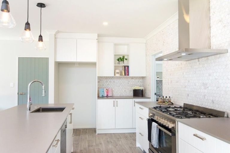 Photo of property in 27 Kingseat Road, Patumahoe, Pukekohe, 2679