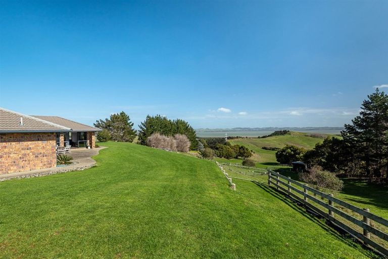 Photo of property in 16 Oyster Road West, Kaukapakapa, Warkworth, 0984