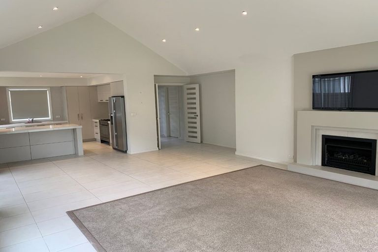 Photo of property in 27 Toscana Drive, Karaka, Papakura, 2113