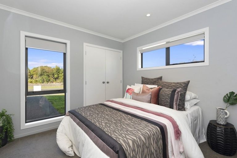 Photo of property in 2 Hatfield Way, Huntington, Hamilton, 3210