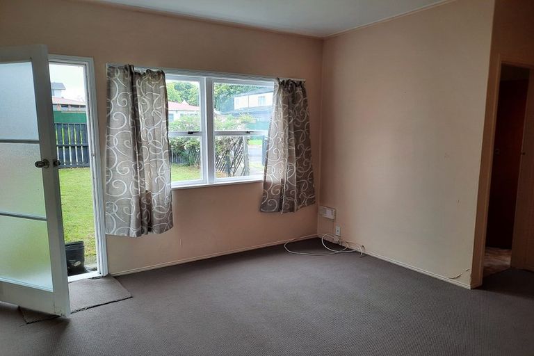 Photo of property in 73a Kenderdine Road, Papatoetoe, Auckland, 2025