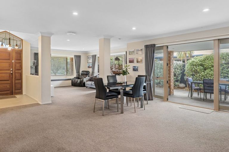 Photo of property in 107 Inwoods Close, Parklands, Christchurch, 8083