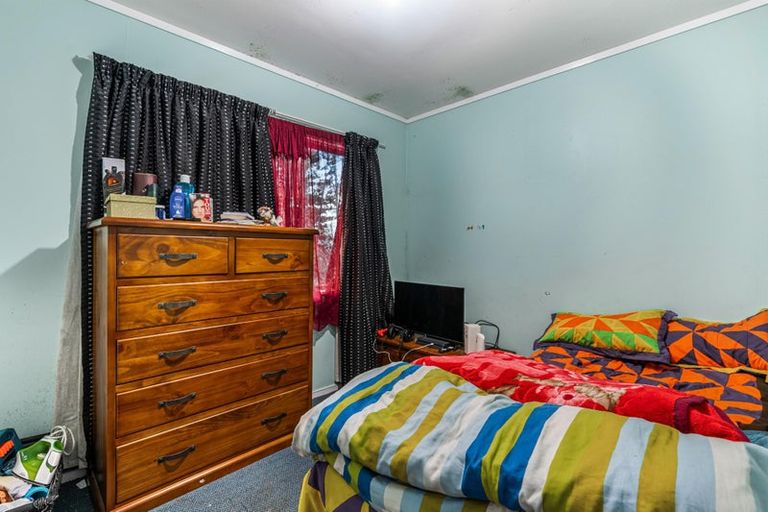 Photo of property in 7 Fernhaven Place, Massey, Auckland, 0614