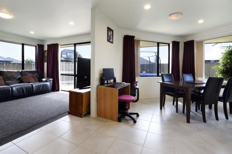 Photo of property in 18 Bremner Crescent, Stoke, Nelson, 7011