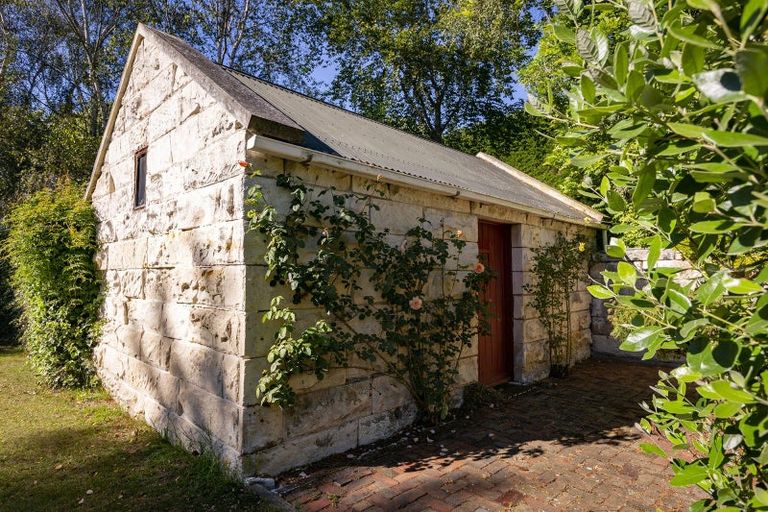 Photo of property in Totara Estate, 583 Alma-maheno Road, Alma, Oamaru, 9492