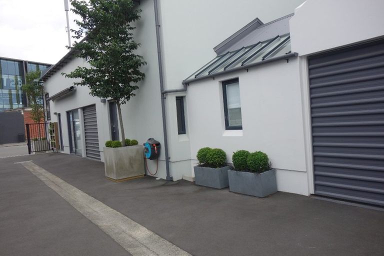 Photo of property in 2/388 Montreal Street, Christchurch Central, Christchurch, 8013