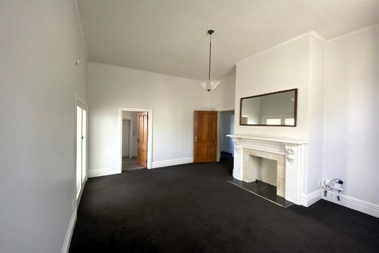 Photo of property in 131 Wallace Street, Mount Cook, Wellington, 6021