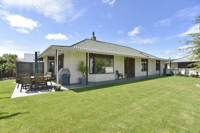 Photo of property in 1 Chelsea Court, Rangiora, 7400