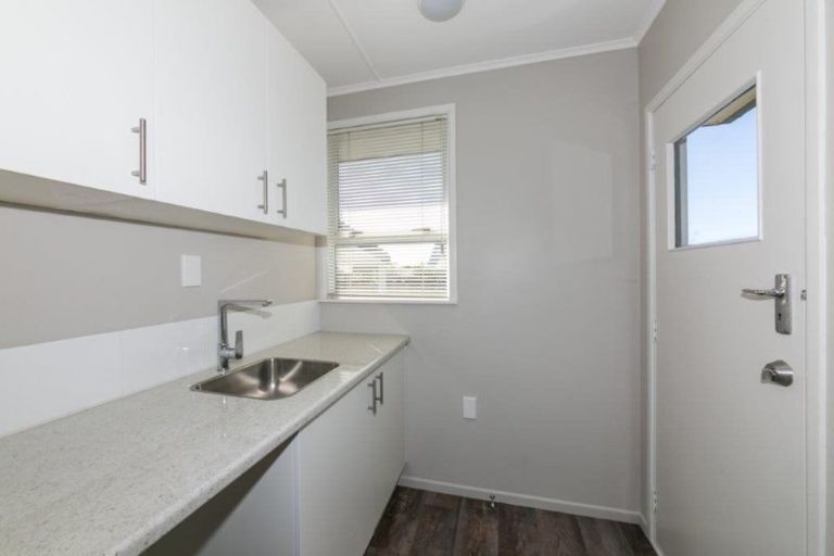 Photo of property in 34a Napier Road, Havelock North, 4130