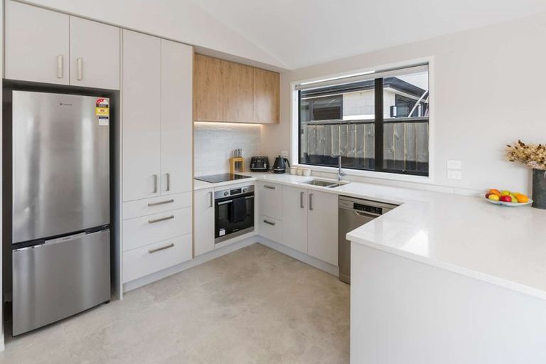 Photo of property in 27 Tangaroa Place, Poike, Tauranga, 3112